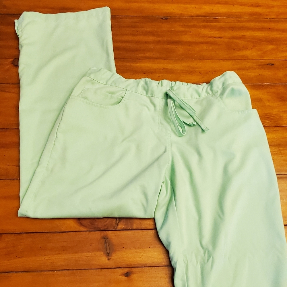 Grey's Anatomy Green Scrub Pant, Medium Petite